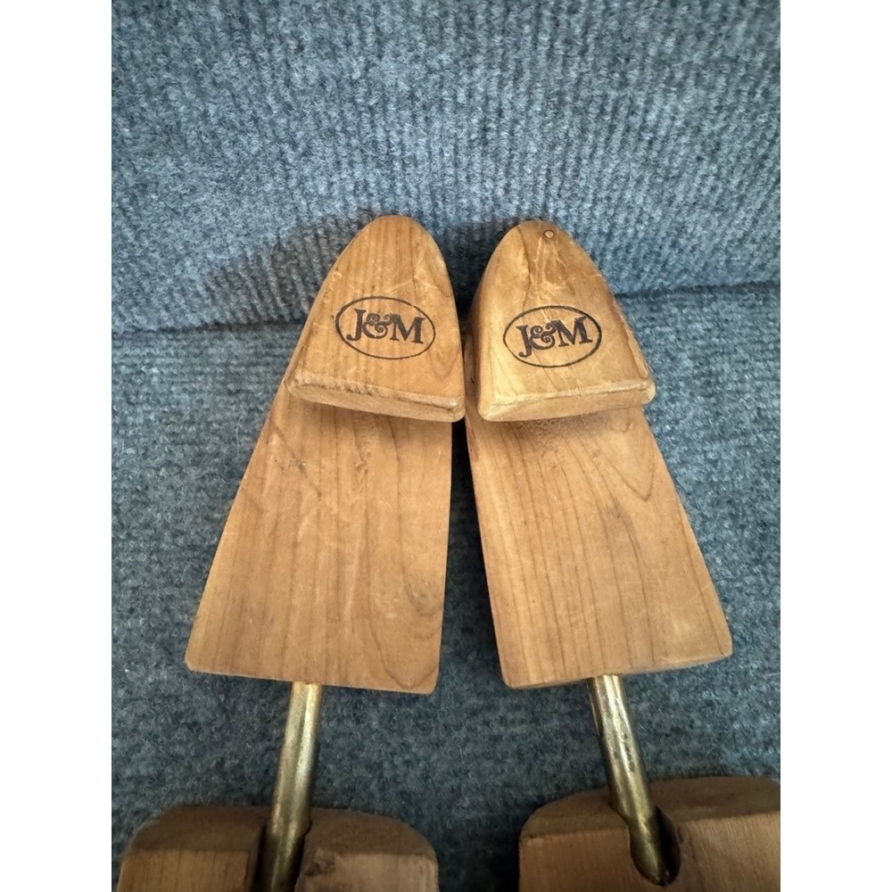 Johnston & Murphy Cedar Shoe Trees Mens Large L Split Toe Adjustable Wood Pair - Picture 3 of 5